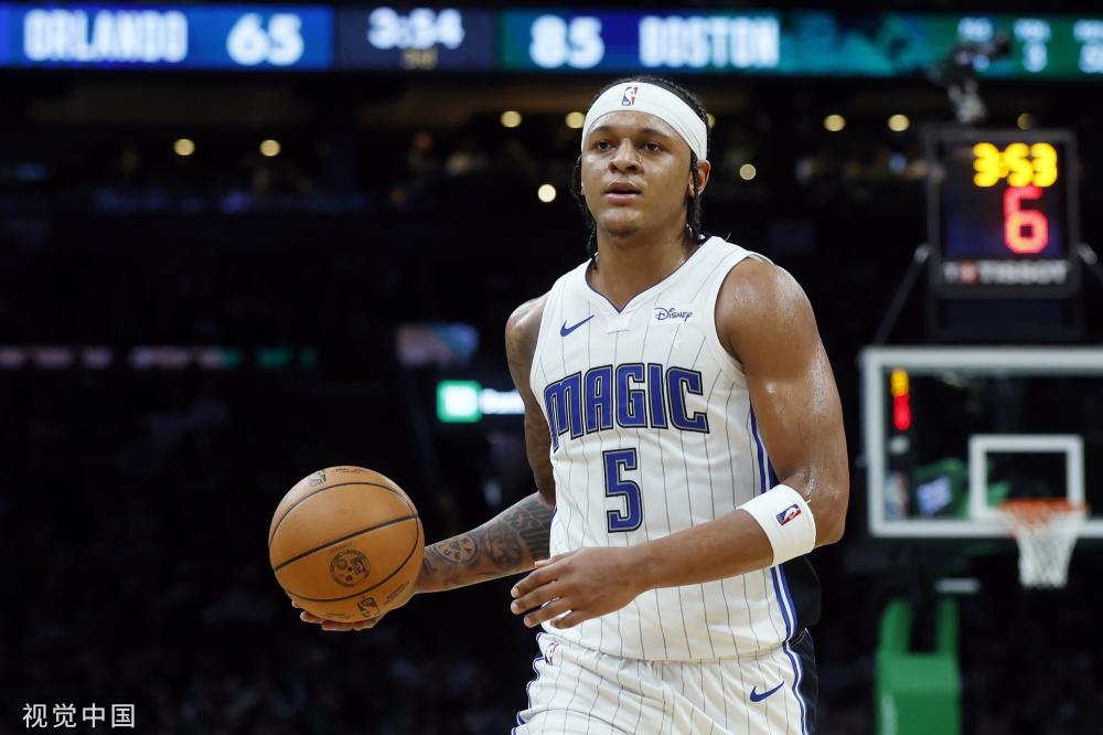 转会市场的 转会市场的