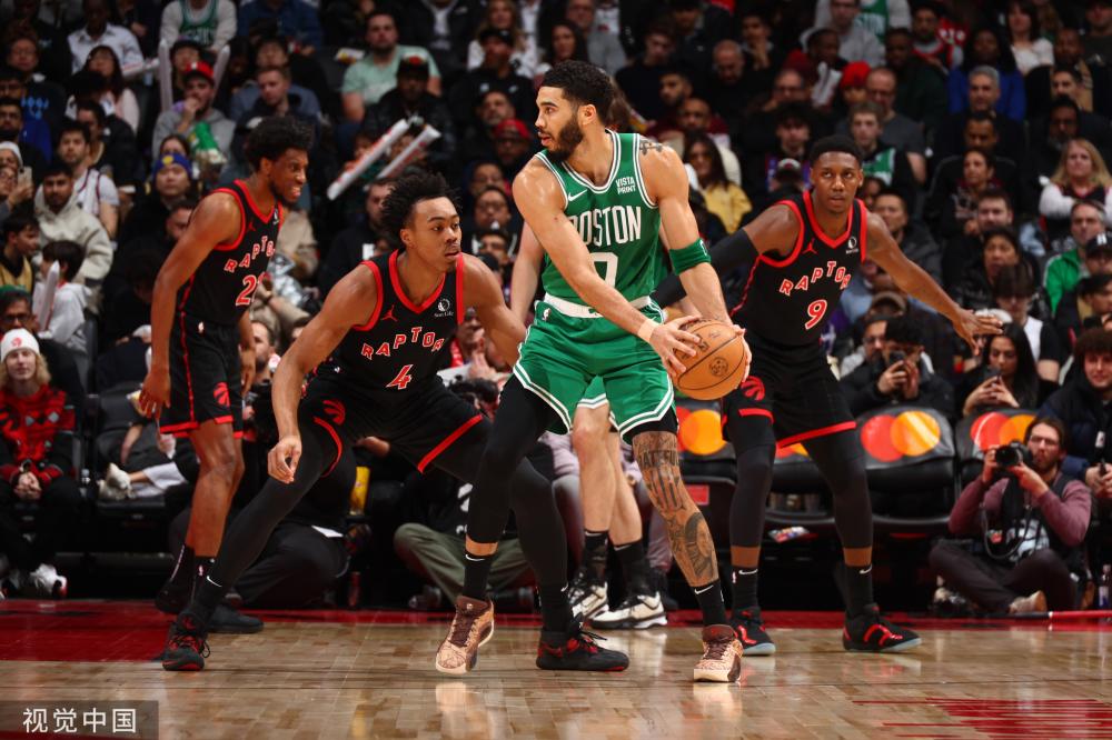 相比之下 相比之下