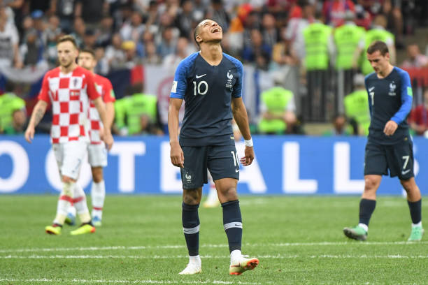 诺埃尔与7 诺埃尔与7