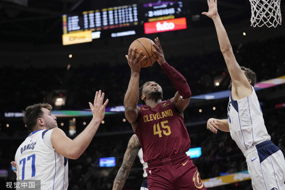 不仅令人瞠 不仅令人瞠